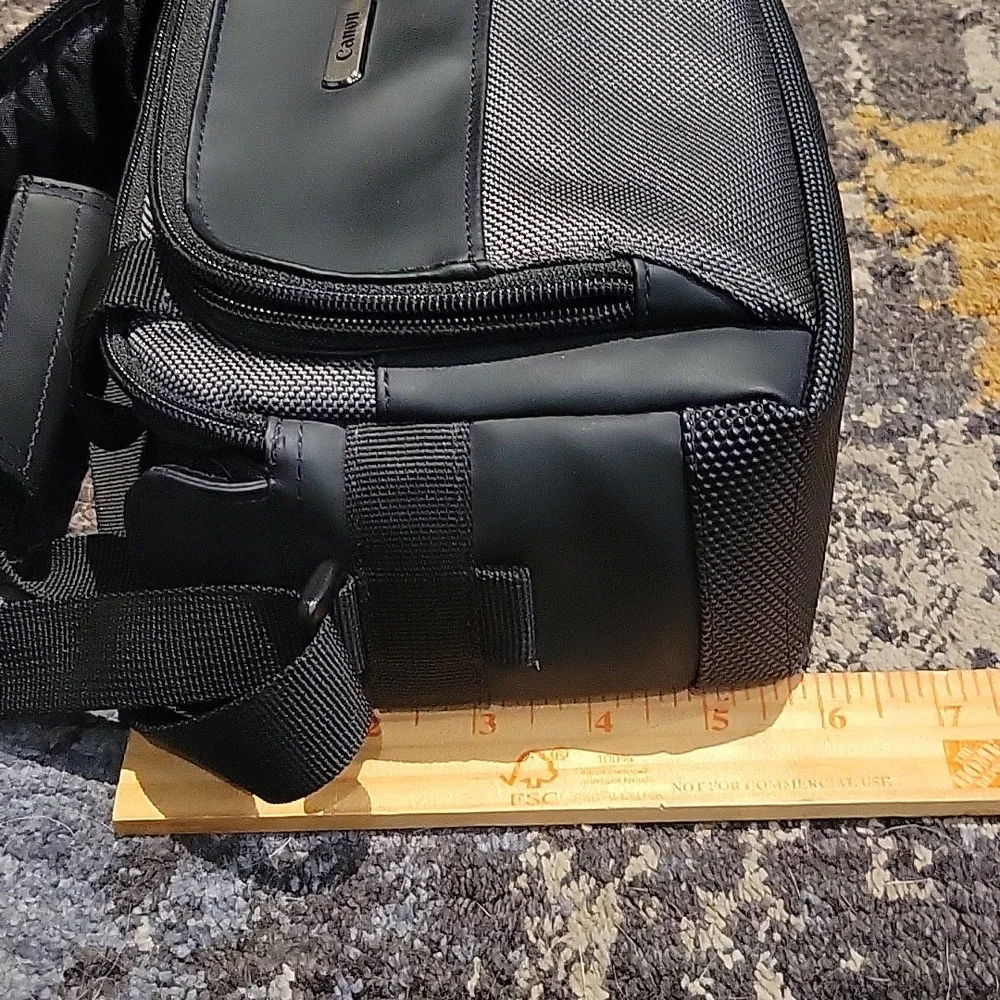 Canon Multi-pocket Black Camera Case Adjustable Shoulder Strap